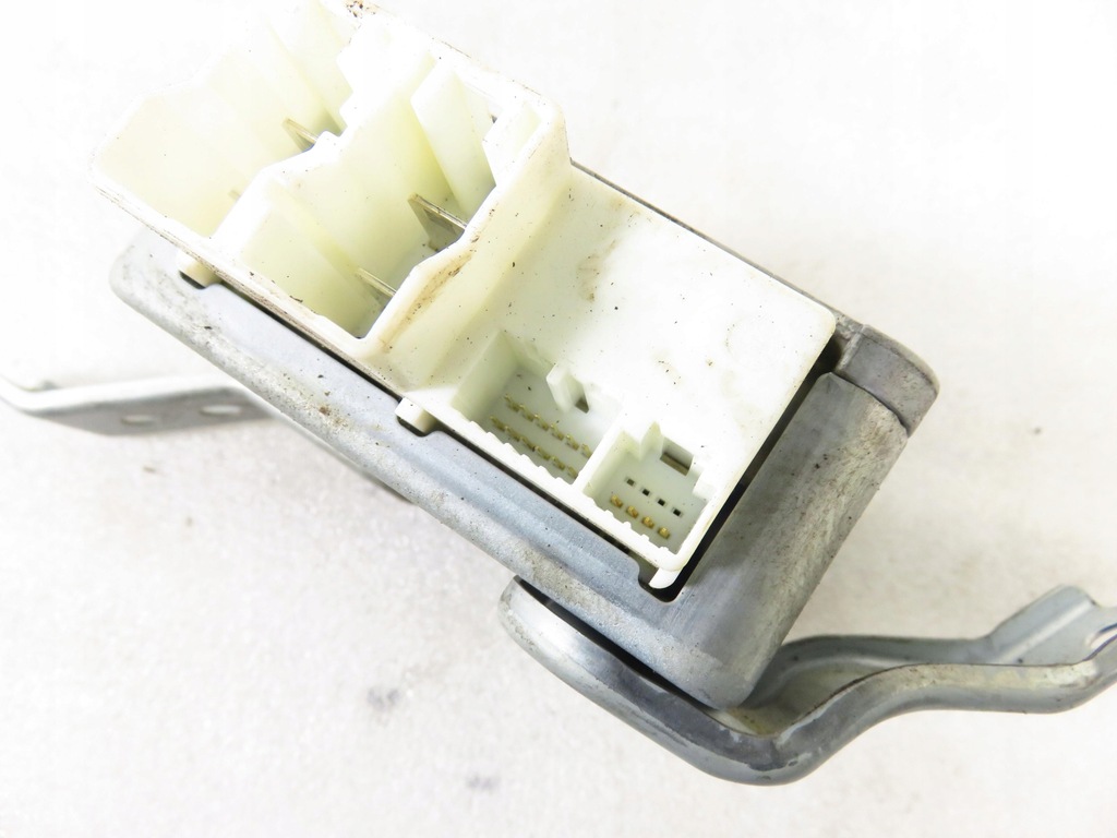 POWER CONTROLLER TOYOTA YARIS VERSO 896500D030 Product image