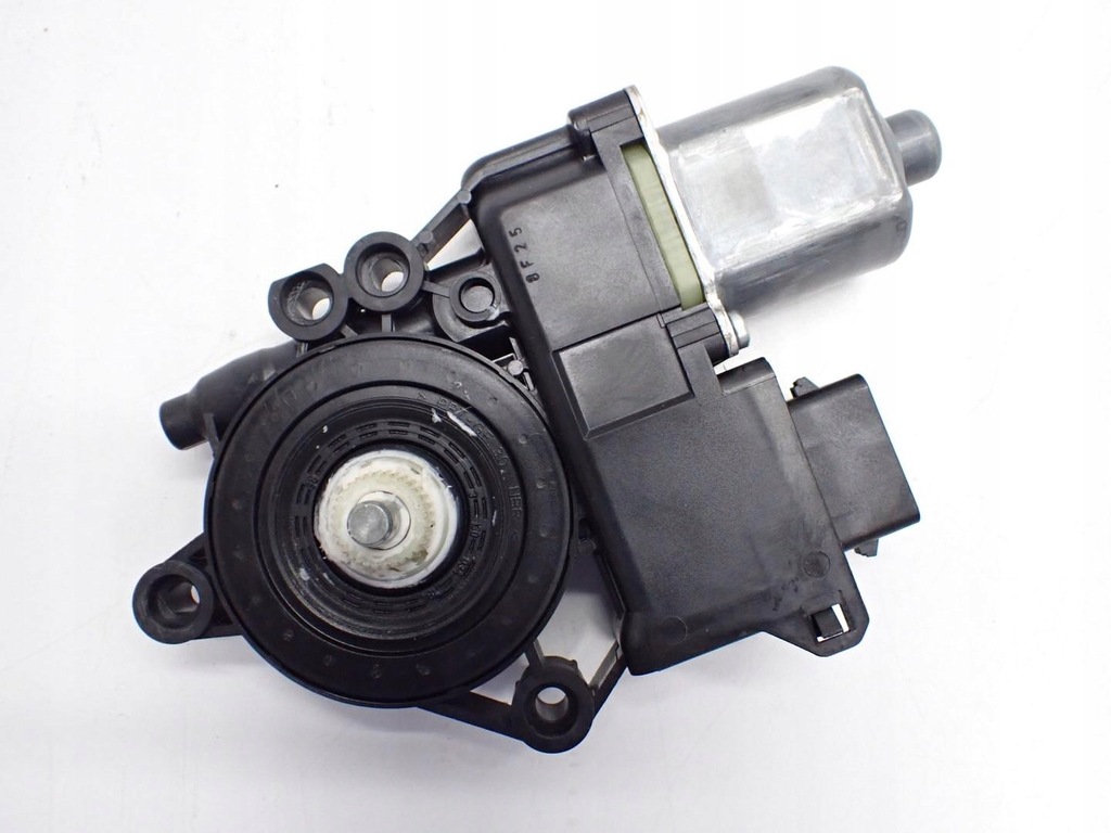 MOTOR GEAM DREAPTA FATA EUROPA 82460-1P010 KIA VENGA 15R Product image