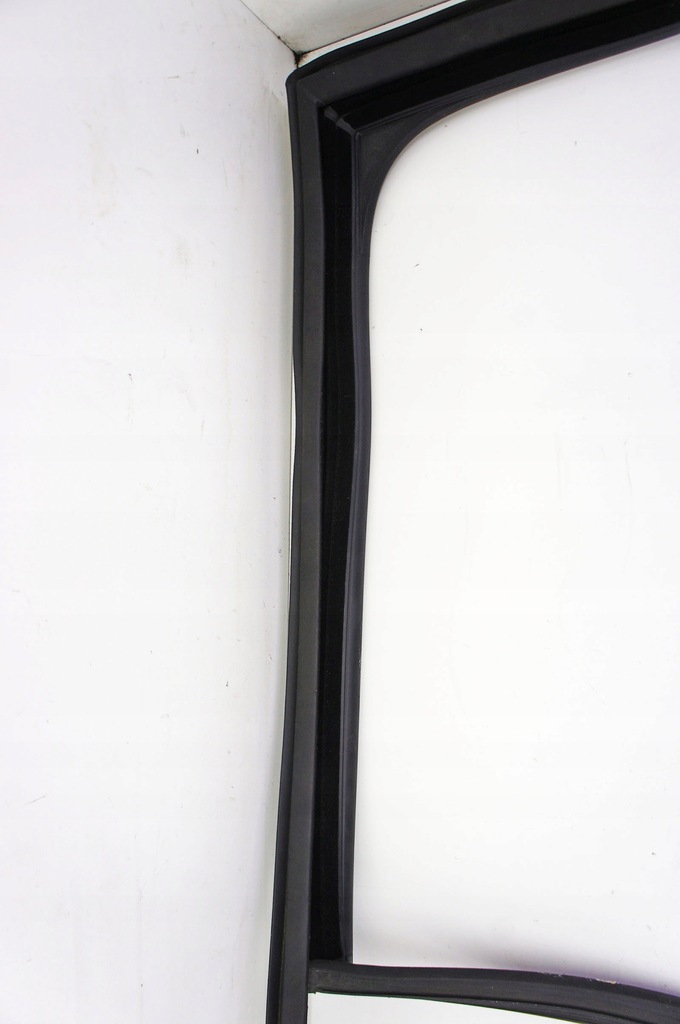 NR156 Skoda Fabia IV 21- Garnitura luneta dreapta spate Product image