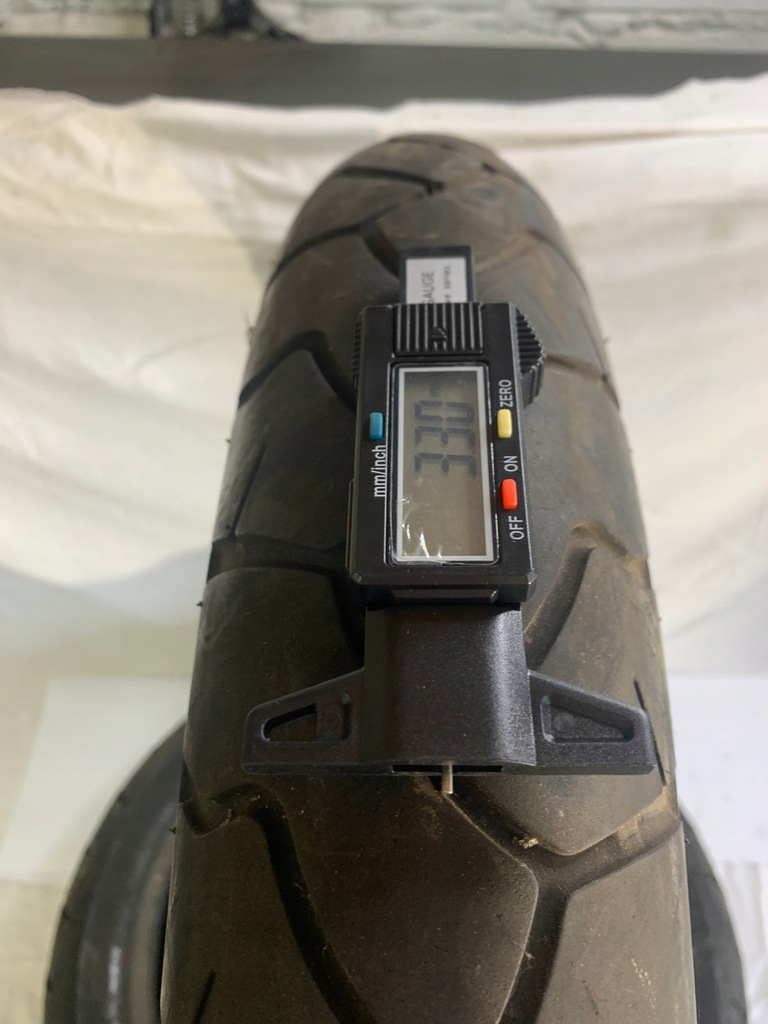 anvelopă bridgestone 110 80 19 Product image