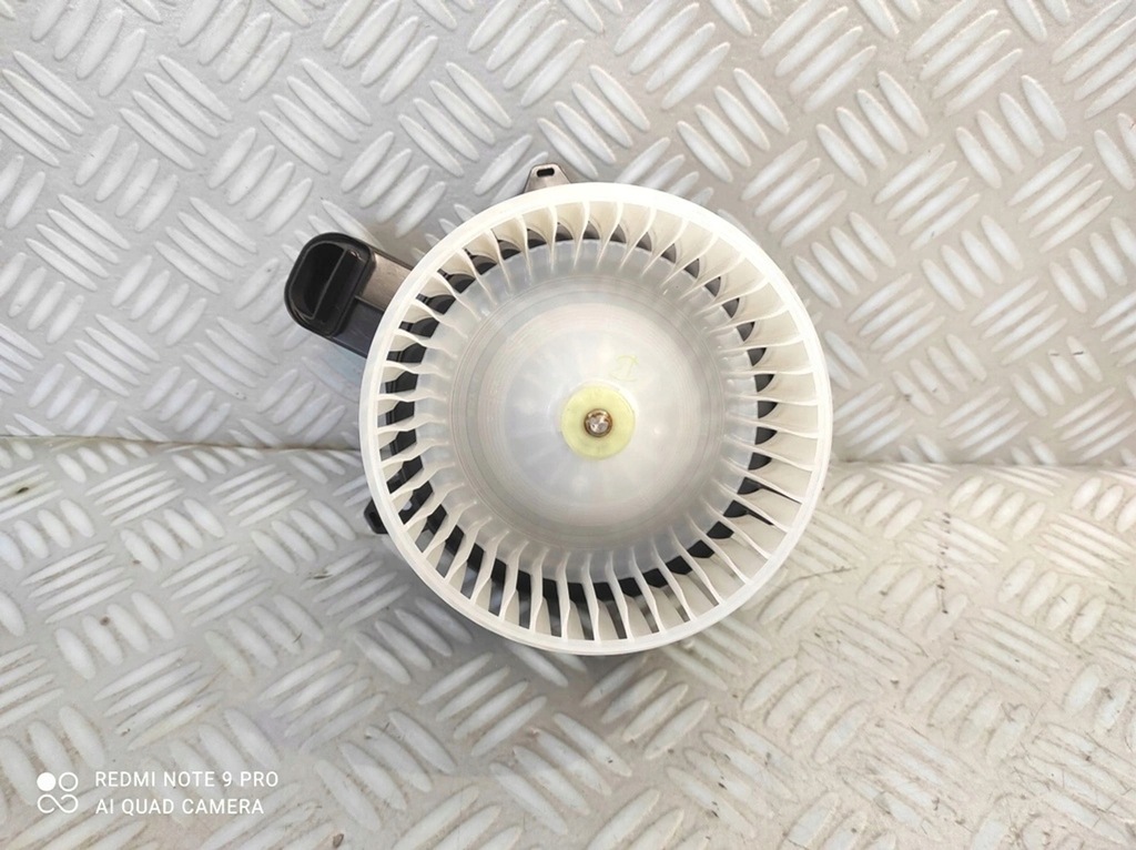 VENTILATOR, SUFLANTE ÎNCĂLZIRE, EUROPA TOYOTA YARIS IV 4 CZ116360-6063 Product image
