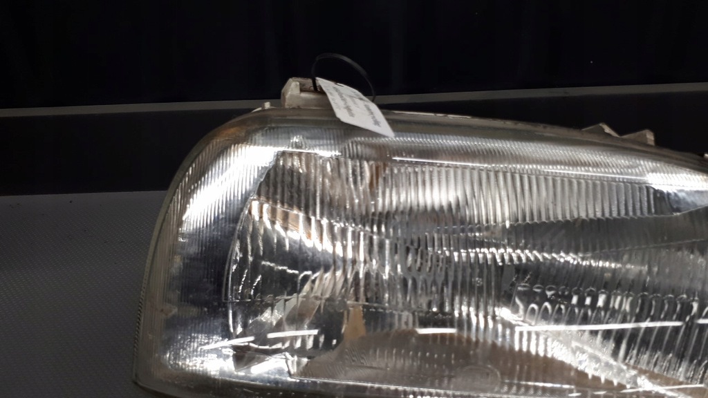 138862-00 Farta dreaptă VW Golf III Hella Product image