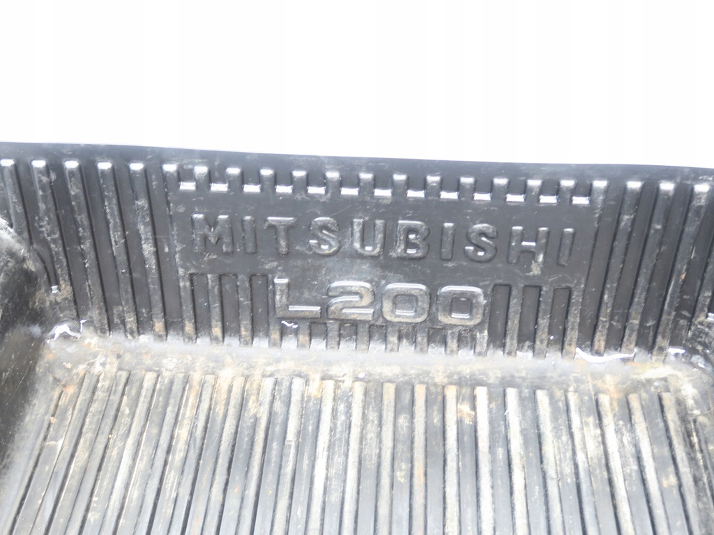 TAVA CAROSERIE PAKA MITSUBISHI L200 2 II 96-01 Product image