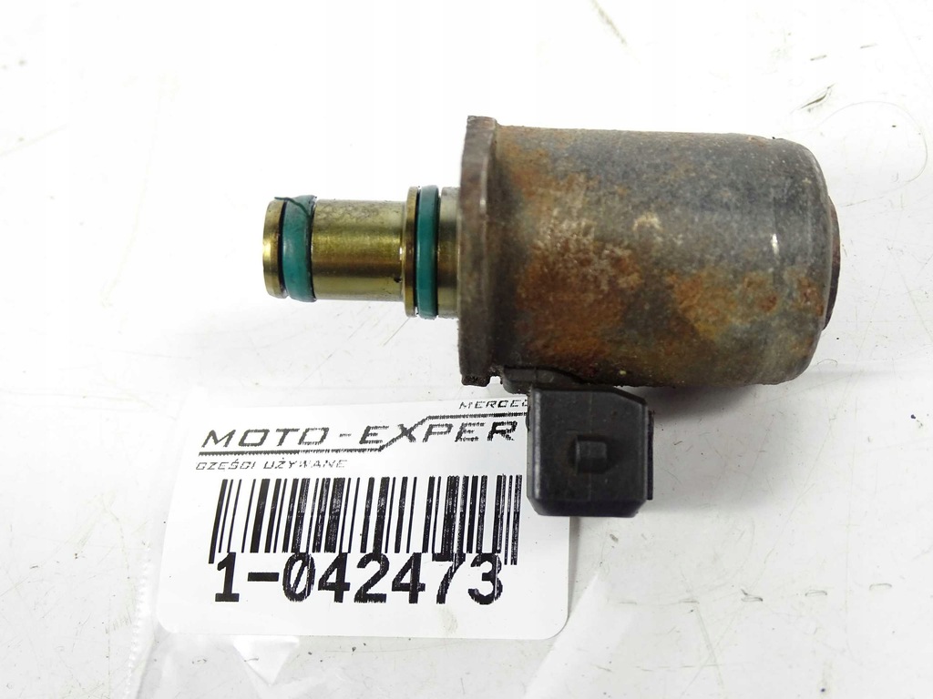 Mercedes W220 SENSOR CATERIE A2204600184 Product image