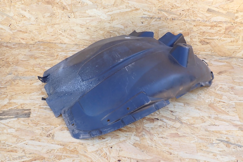 PASAJ ROATA OPEL CORSA D PARTEA STÂNGA FAȚĂ SPATE Product image