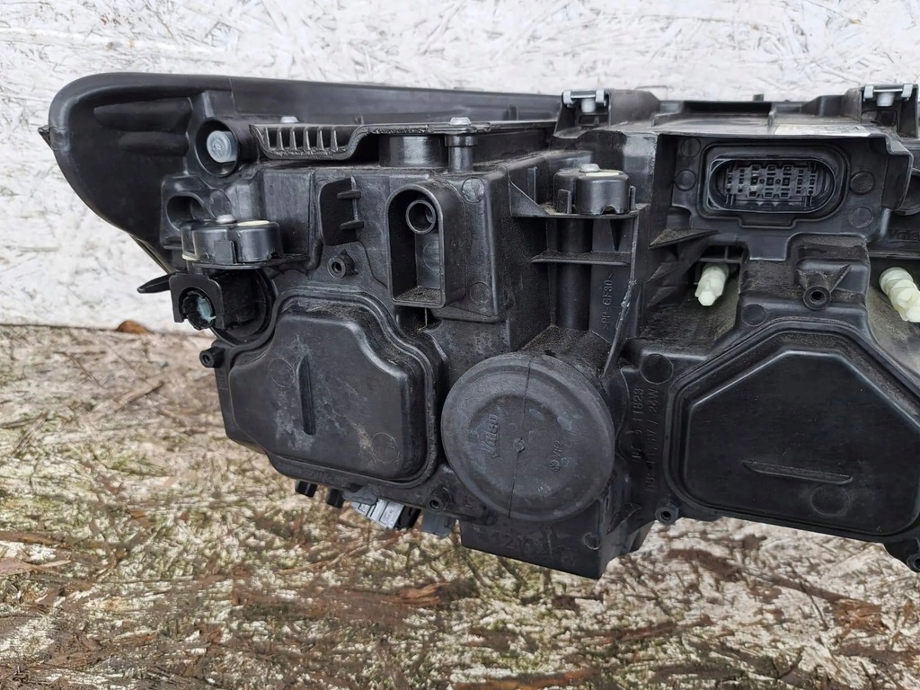 Volkswagen Multivan T6 2020 Faruri fata stanga Product image