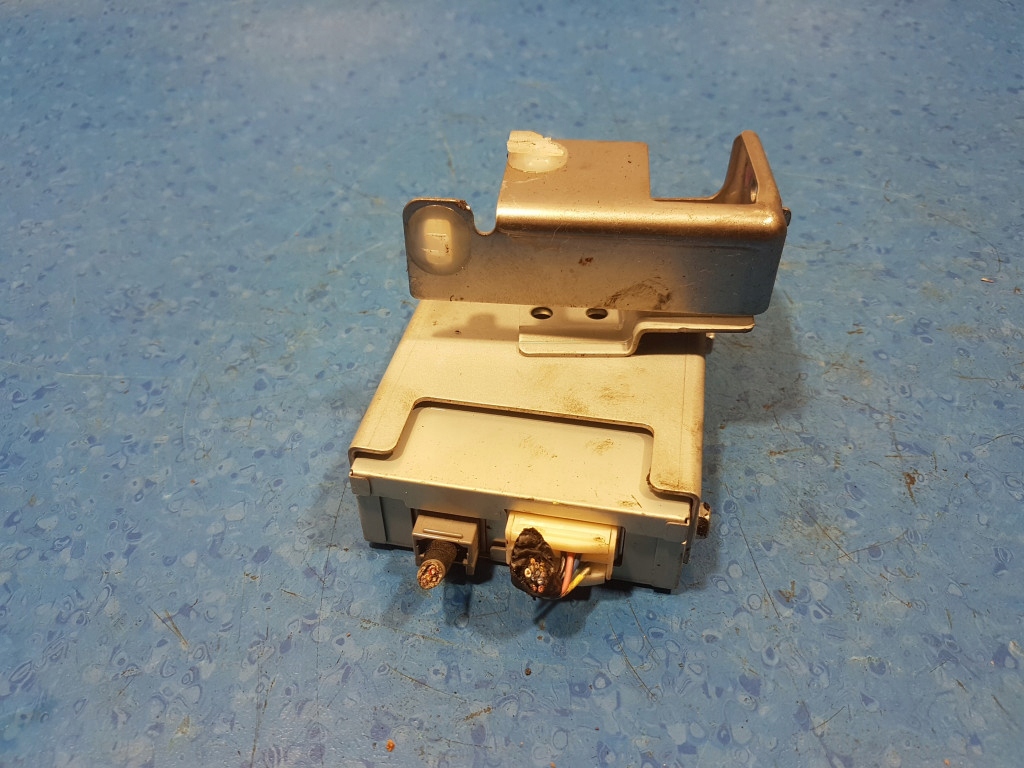 HONDA CIVIC 8 VIII UFO LIFT CONTROLLER MODUL USB 39113-SMG-G01-M1 Product image
