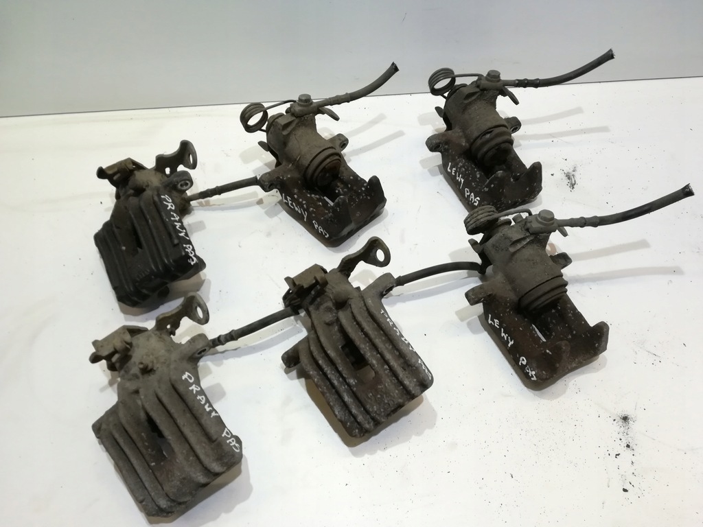 ETRIER DE FRANA SPATE DREAPTA/STANGA VW PASSAT B5 FL Product image