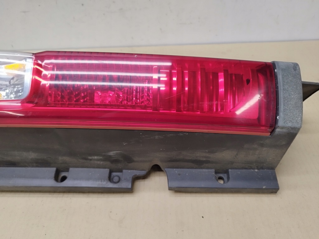 LAMPĂ STANGA SPATE VIVARO A TRAFIC II LIFT 2006-2014 Product image
