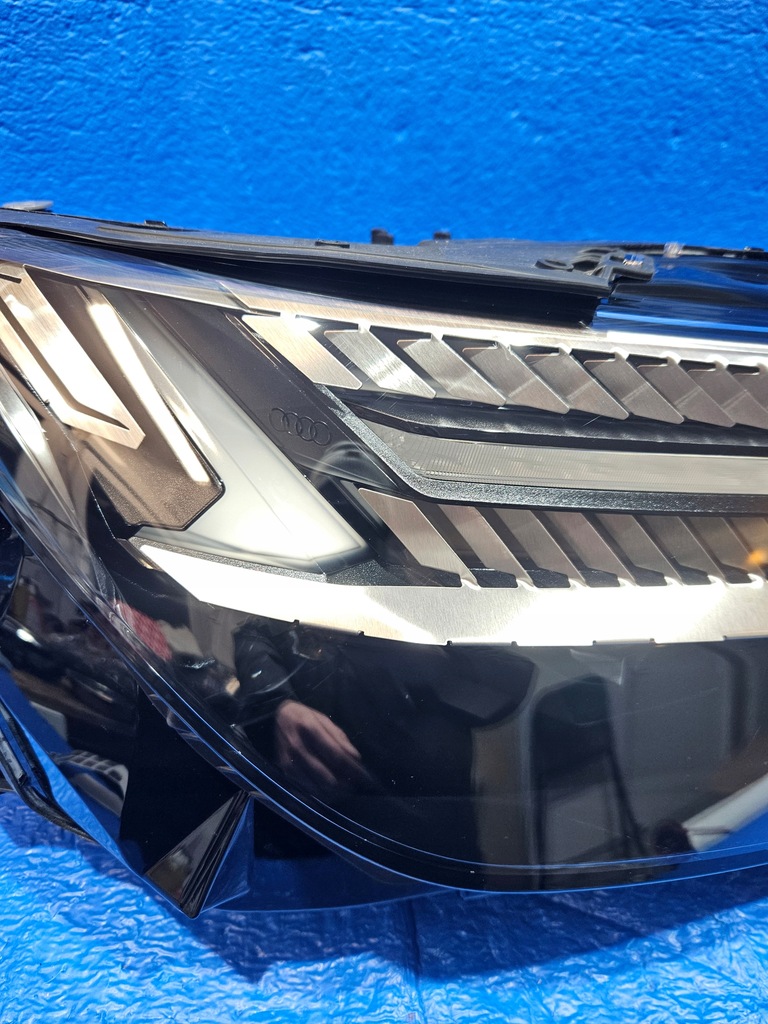 Drept din față Front Drepți Audi Q4 E-tron 89a941036m Product image