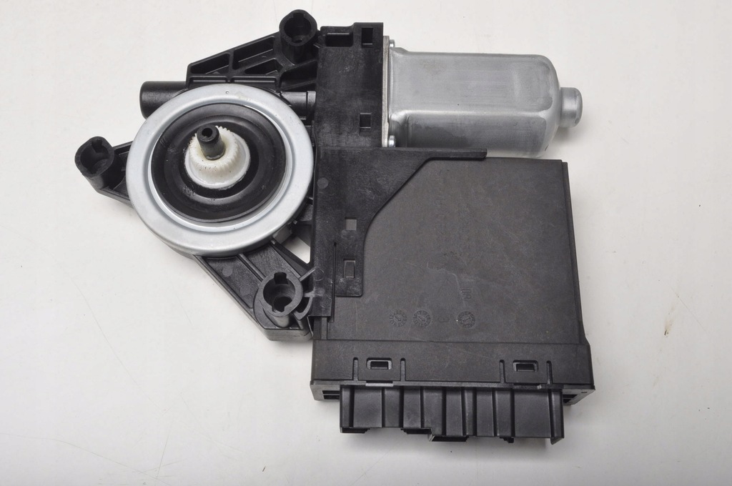 MOTOR GEAM VOLVO XC60 II stanga fata 31674758 966268-103 Product image