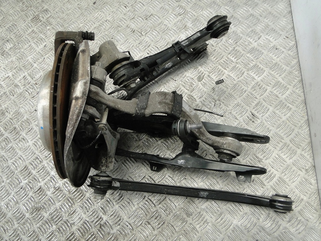 Fusa spate BMW 5 G30 2.0D 4X4 2021 LIFT M PACHET 6861138 6861137 Product image