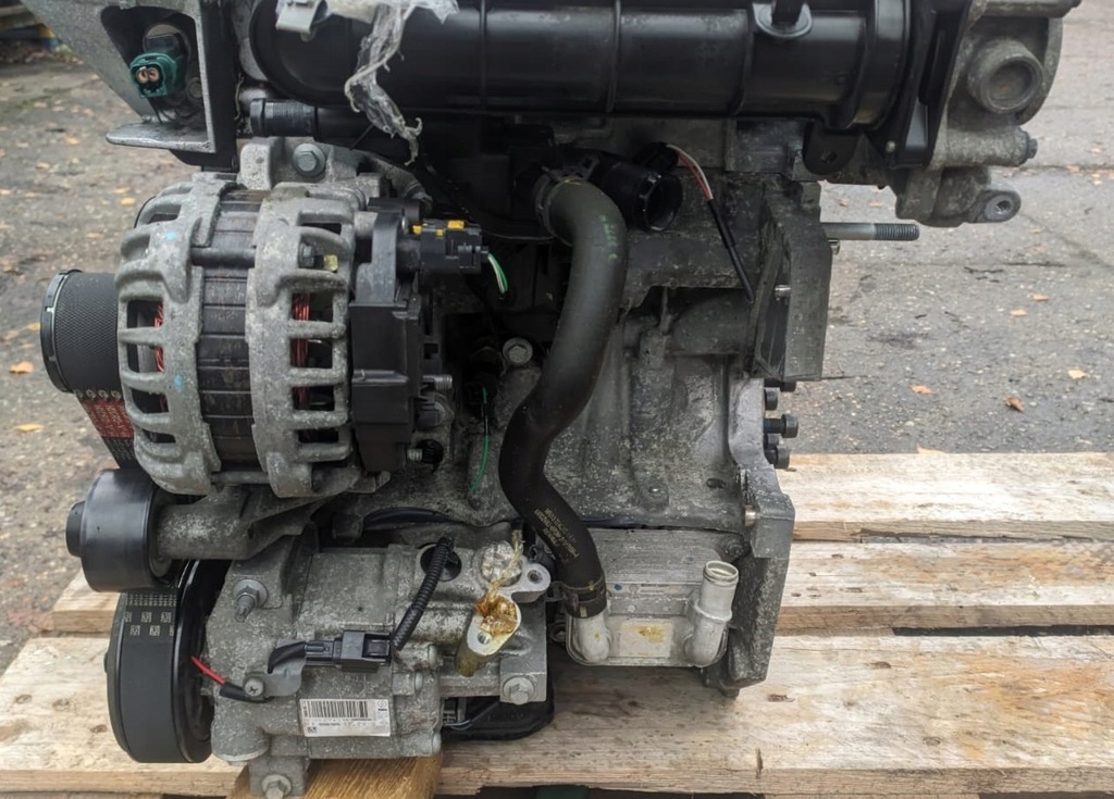 DACIA SANDERO STEPWAY 0.9 TCE 13R MOTOR COMPLET H4BA400 Product image