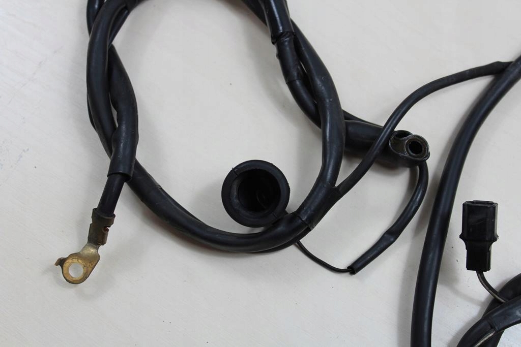SUZUKI DL650 V-STROM CABLURI BATERIE STARTER Product image