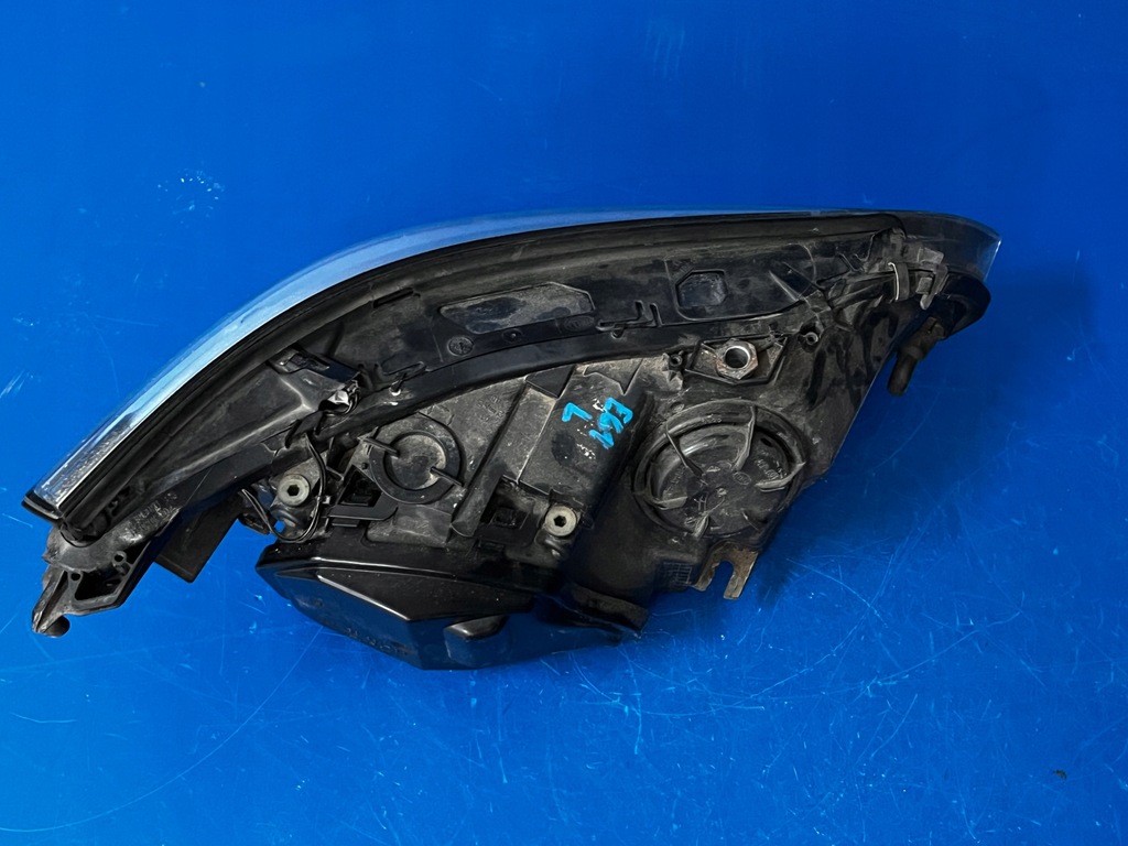 DIRECȚIE BI XENON D1S DINAMIC BMW E60 E61 EU HELLA Product image