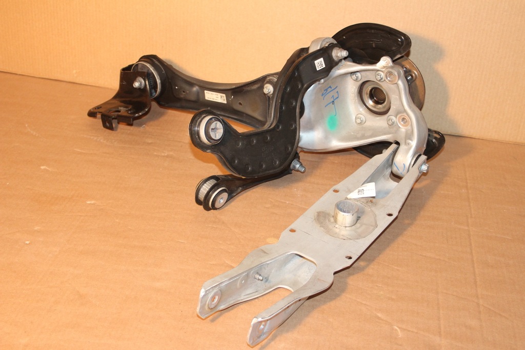articulație spate dreapta MERCEDES GLA GLB 247 200 250 4-MATIC Product image