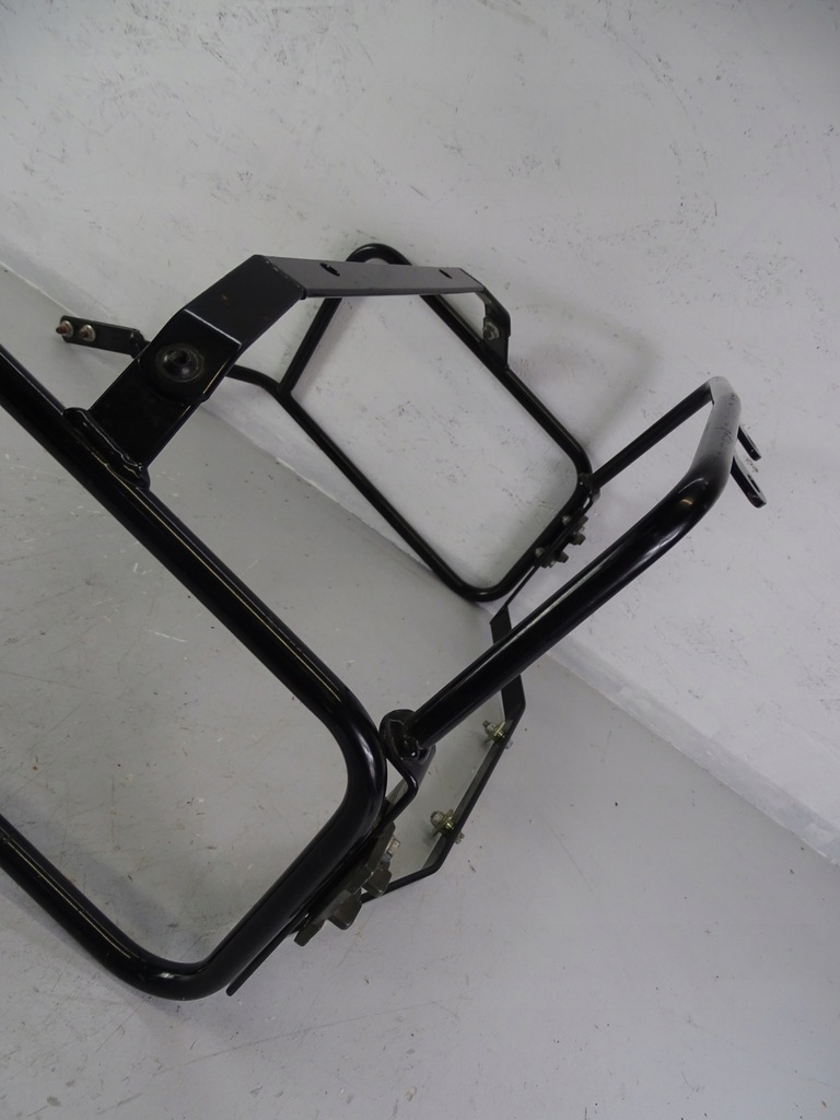 A895 Honda Suzuki Yamaha Kawasaki Suport pentru bagaje din spate Product image