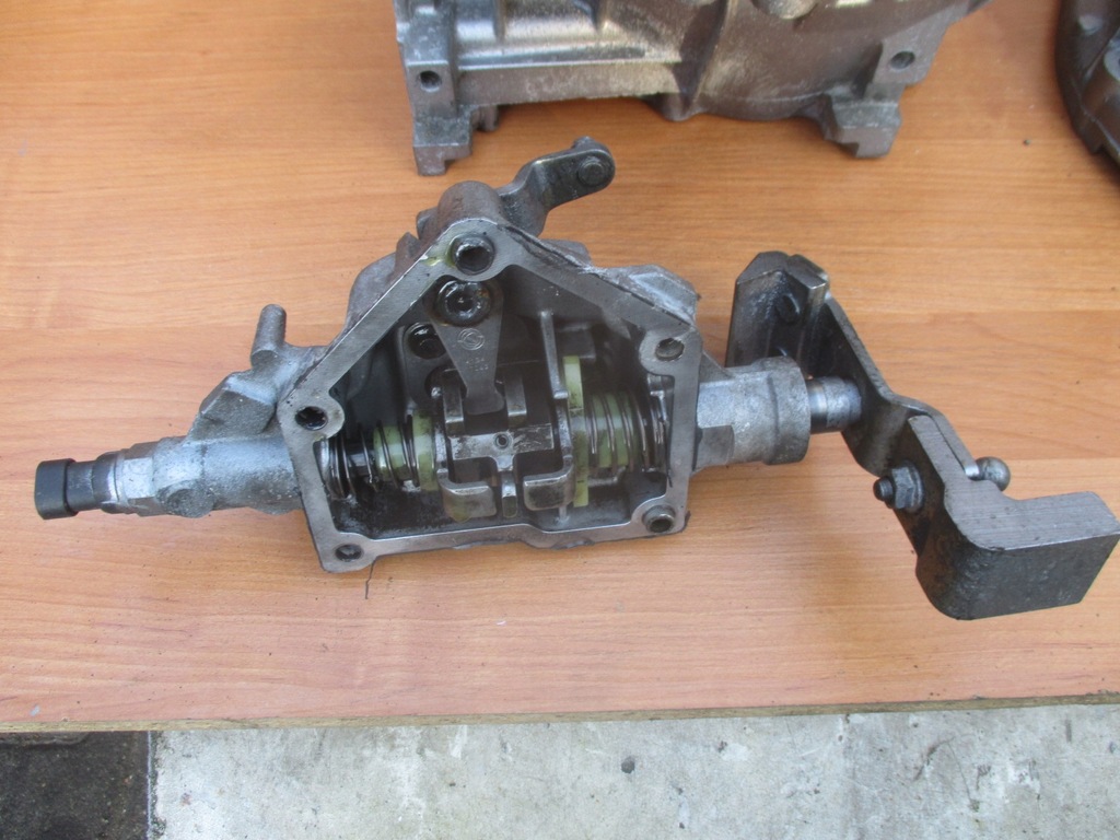 FIAT 1.2 1.4 8V 16V CARCASA TRANSMIȚIE 5 6 VITEZE 73502791.1 C51451344 Product image