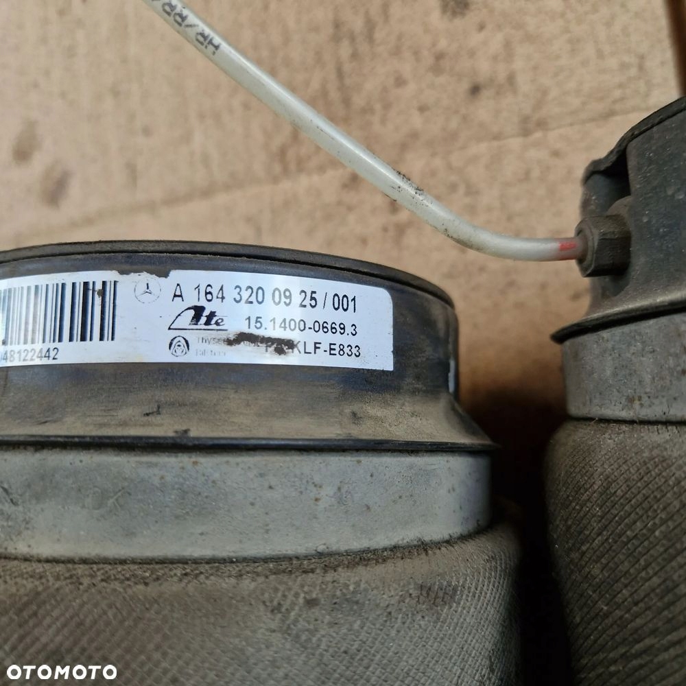 Suspensie spate Arc pneumatic ML W164 A1643200925 Product image