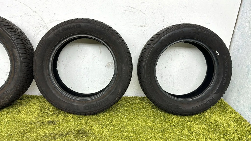 Set 4x anvelope de iarnă Kumho WinterCraft W52 205/60/16 92H 23r 7.5mm Nice Product image