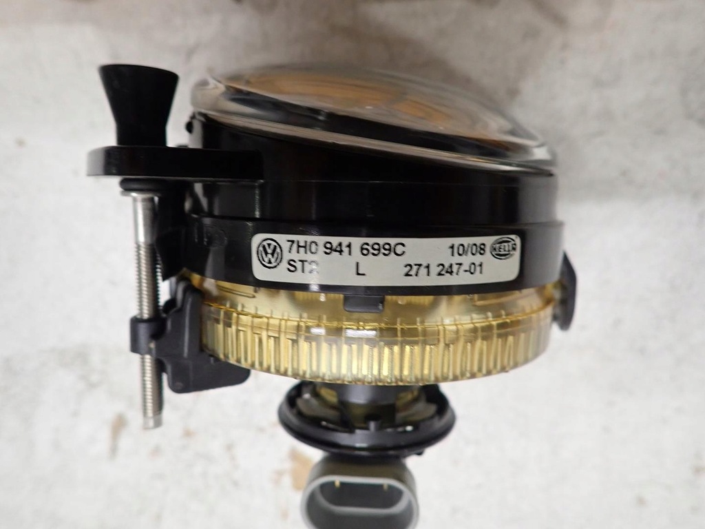 Halogen stânga VW T5 SKODA FABIA II nou original 7H0941699C Product image