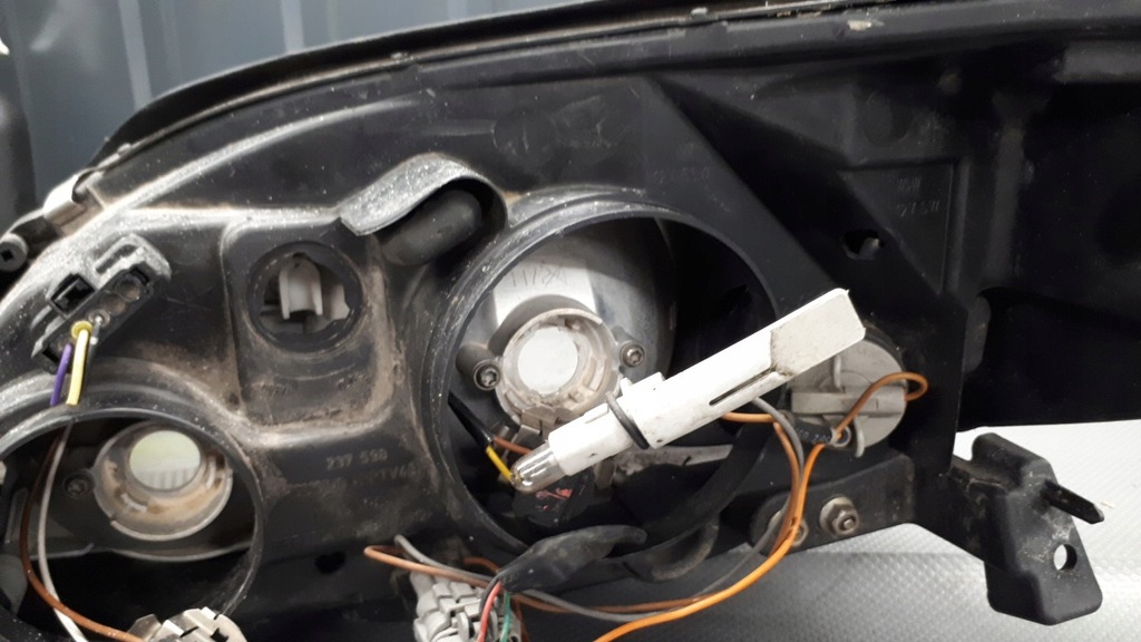 Farul drept Nissan Prim -ministru P12 02R Product image