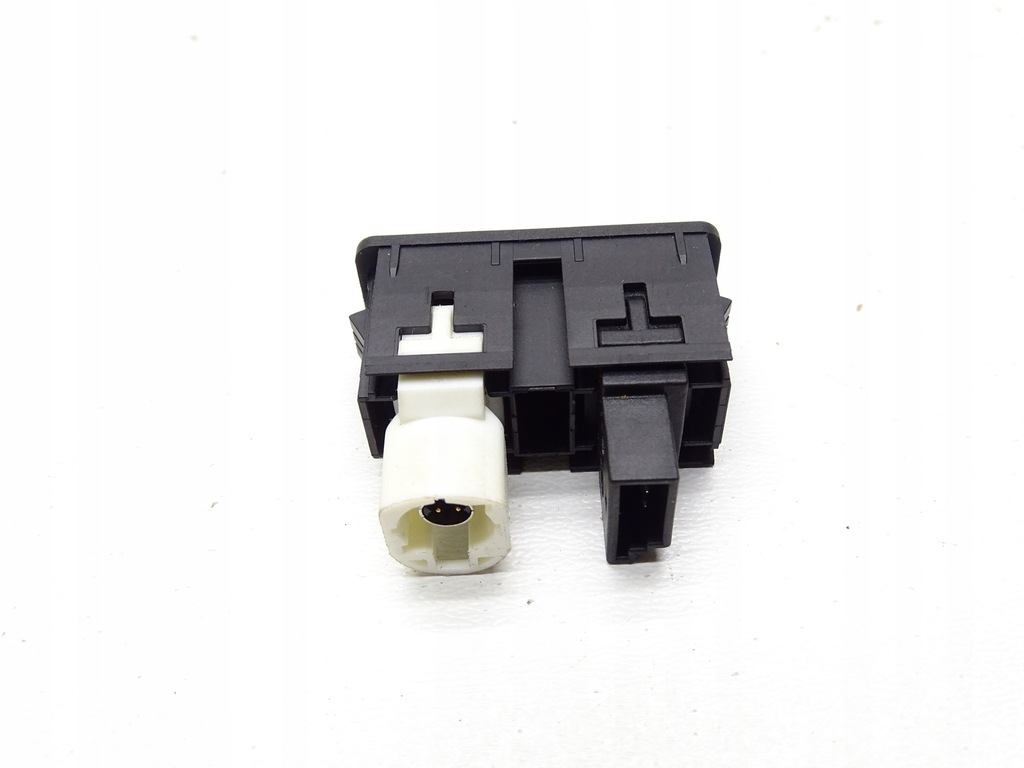 Nest Port Aux USB BMW F20 F21 F30 F31 9229246 Product image