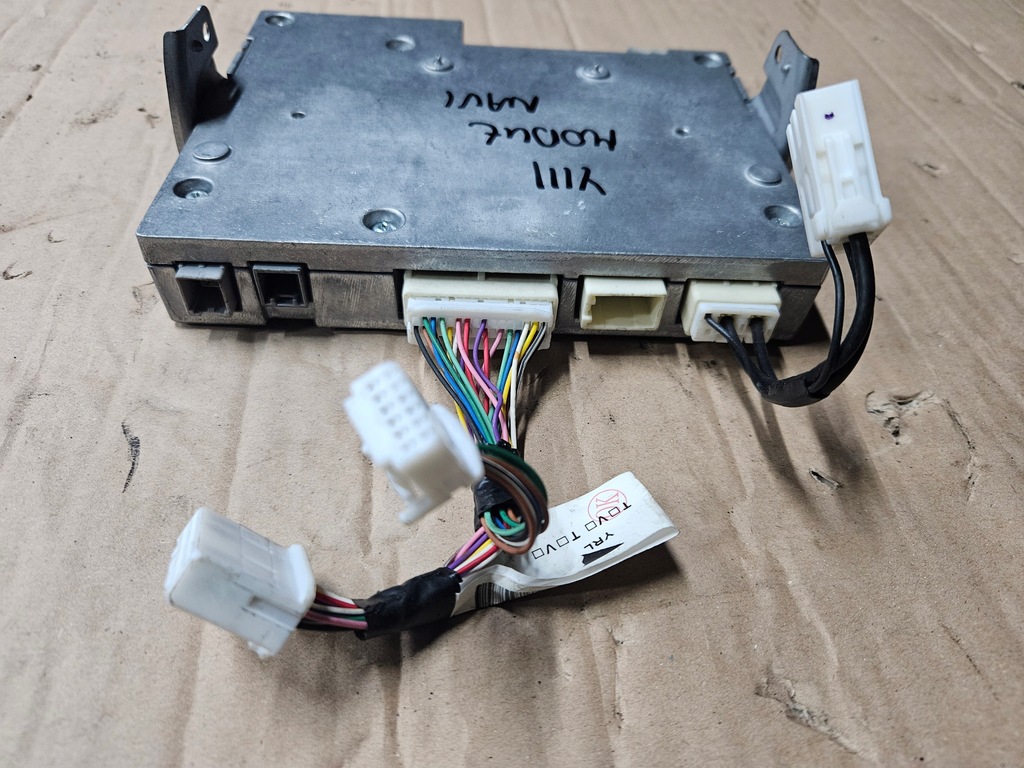 MODUL DE NAVIGAȚIE TOYOTA YARIS III RAV 4 AURIS II AVENSIS T27 Product image