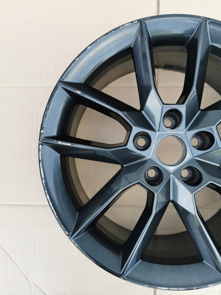 JANTE SKODA OCTAVIA III 5E0 RS 18'' 7.5JX18 ET-51 5X112 5E0601025 Product image