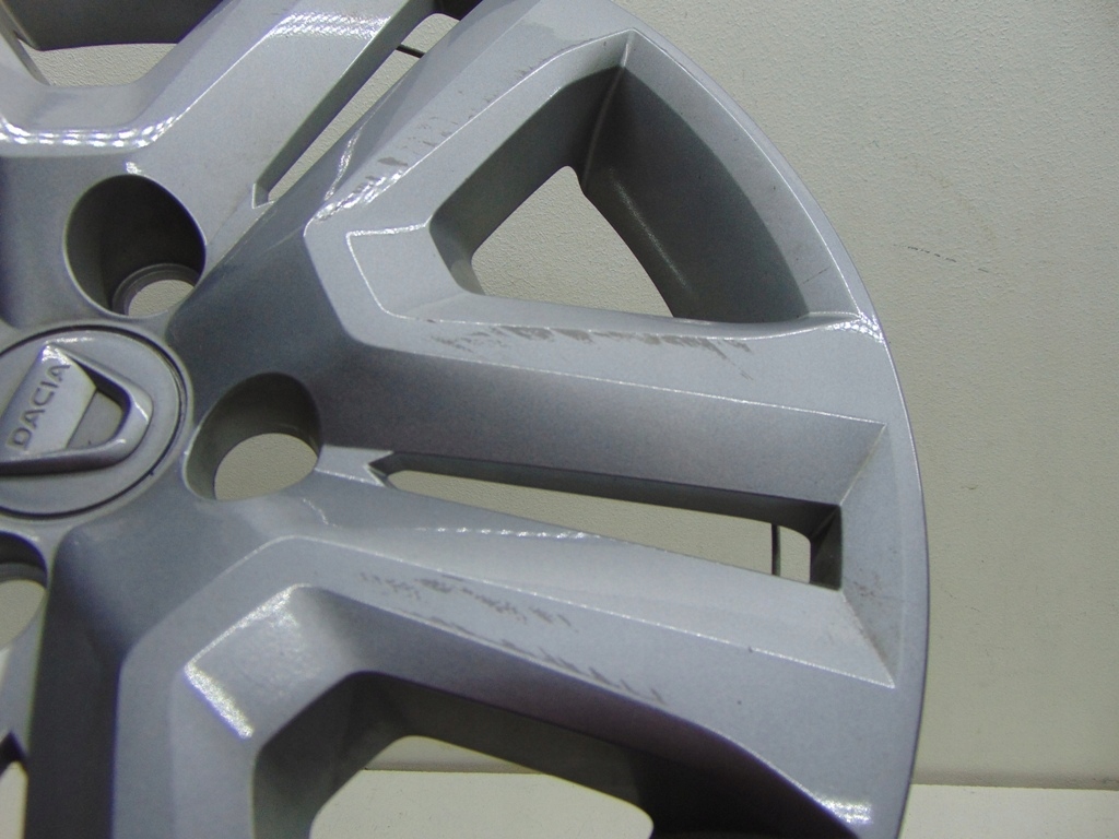DACIA HUBPAK 16" 403156136R Product image