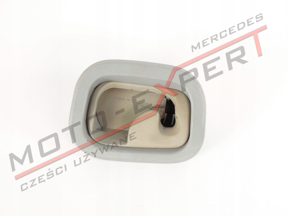 Mercedes W203 MÂNER TAPA STÂNGA 2038680539 Product image