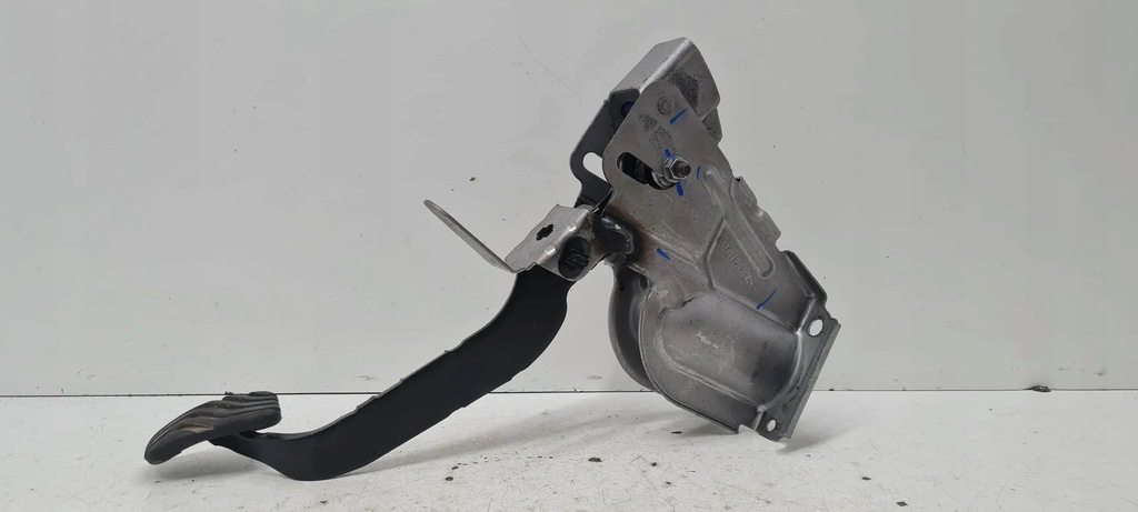 Dacia Sandero 2021 III PEDALA FRANA 4560168008R Product image