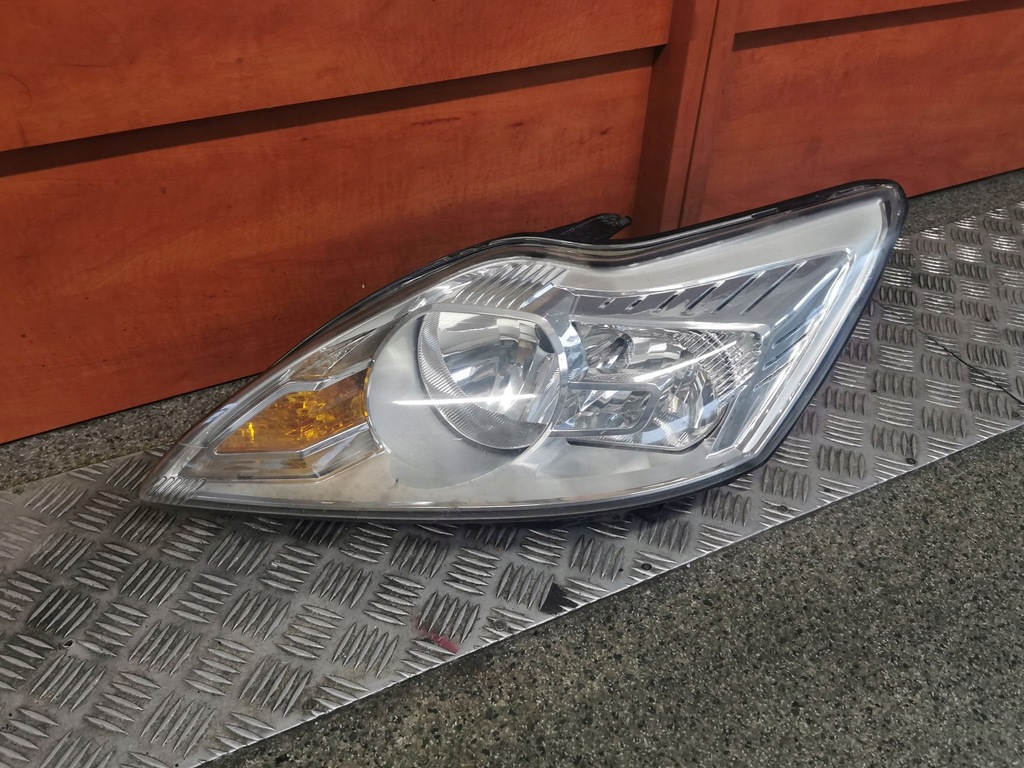 LAMPĂ FOCUS MK2 FAȚĂ STÂNGA UK 8M51-13W030-BD Product image