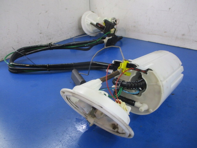BMW SERIA 5 523i 2.5 V6 SENSOR NIVEL POMPA COMBUSTIBIL 6764141 Product image