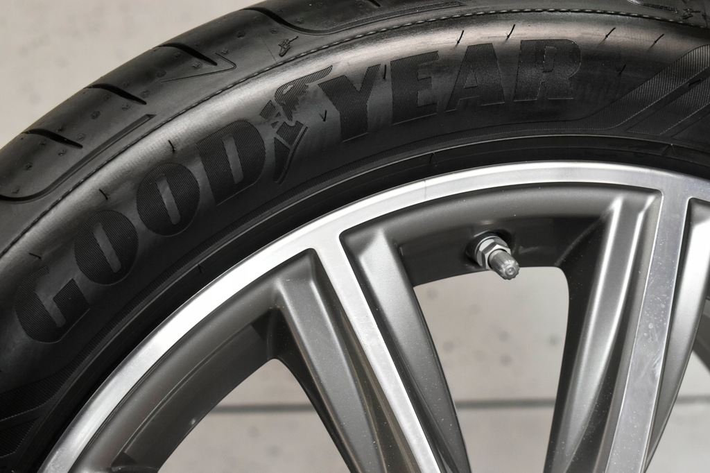 BMW 5 G30 G31 6 G32 ROȚI JANTE 18" ANVELURI DE VARĂ SUMMER GOODYEAR EAGLE 2019 Product image