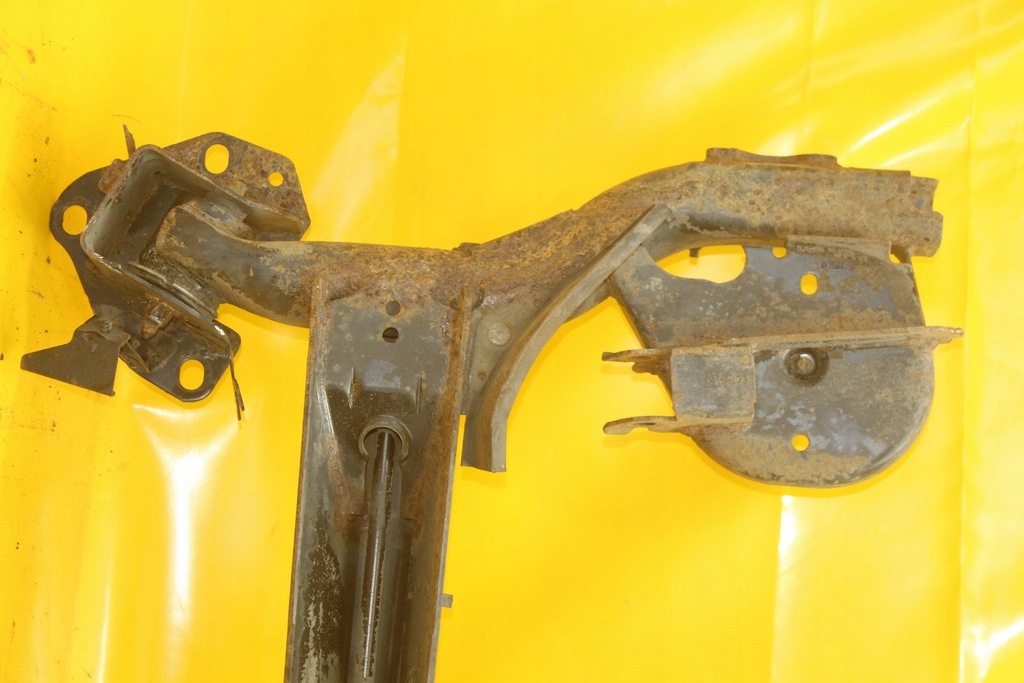 Renault Kangoo Axa suspensiei spate Product image