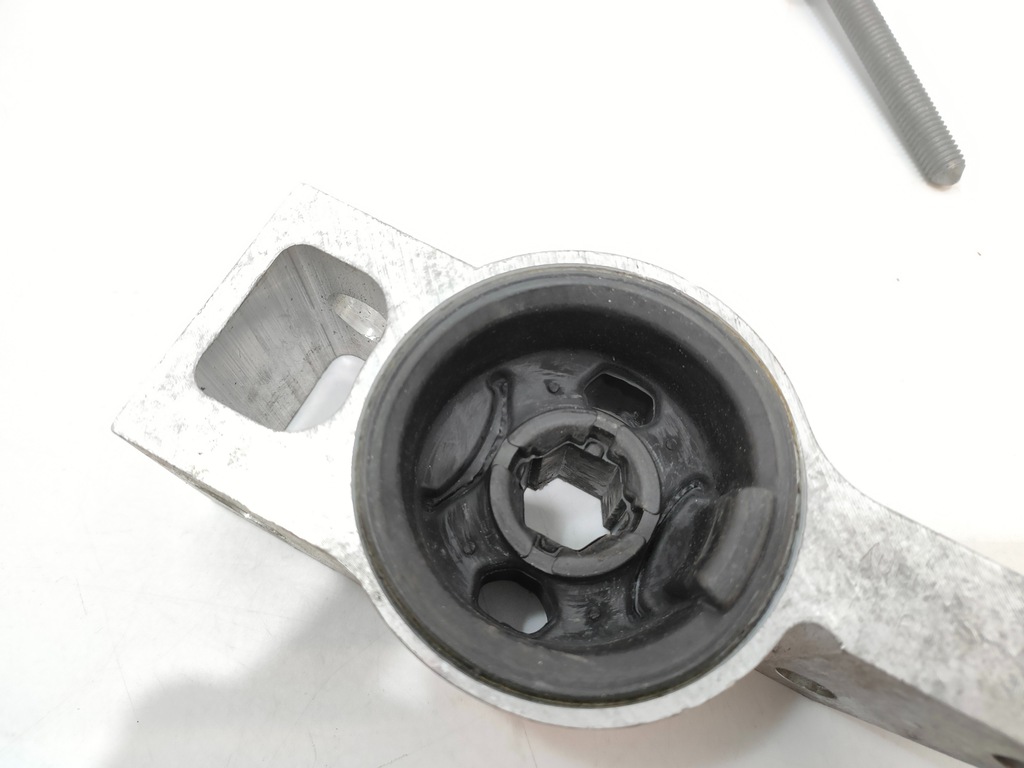 FEBI BILSTEIN 32542 O pernă swing de armă cu mânere și șuruburi, gri Product image
