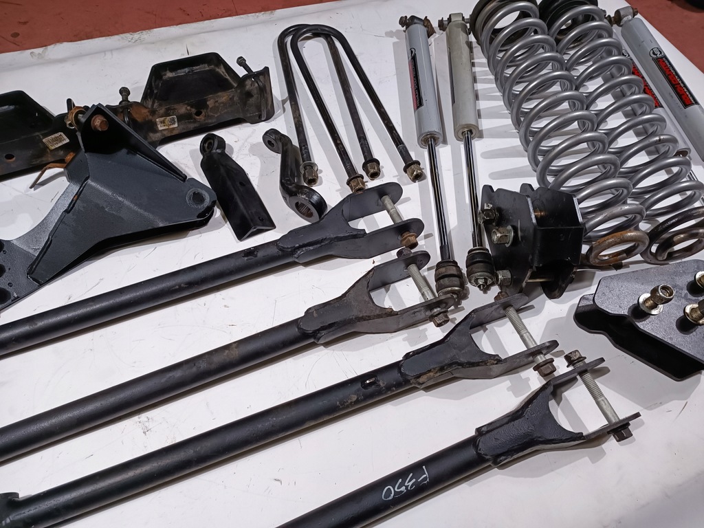 Kit ridicare suspensie Ford F250 F350 2017- Product image