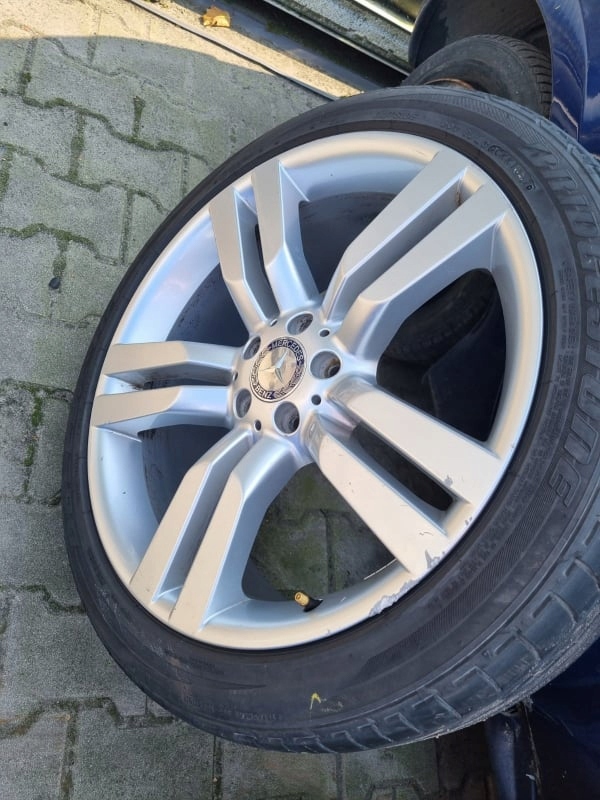 JANTE ANVELOPE MERCEDES GLK W204 255/40R20 BRIDGESTONE Product image