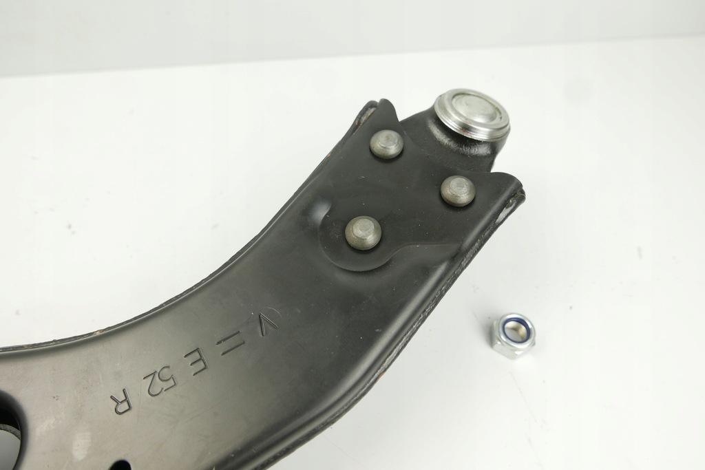 Front Swing Ampt Volvo C30 C70 S40 V50 15mm 30714127 31277465 Optimal Product image