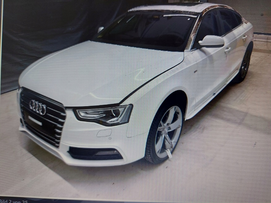 Trapă Audi A5 Sportback Audi OE 8T8877041E 2015 Product image