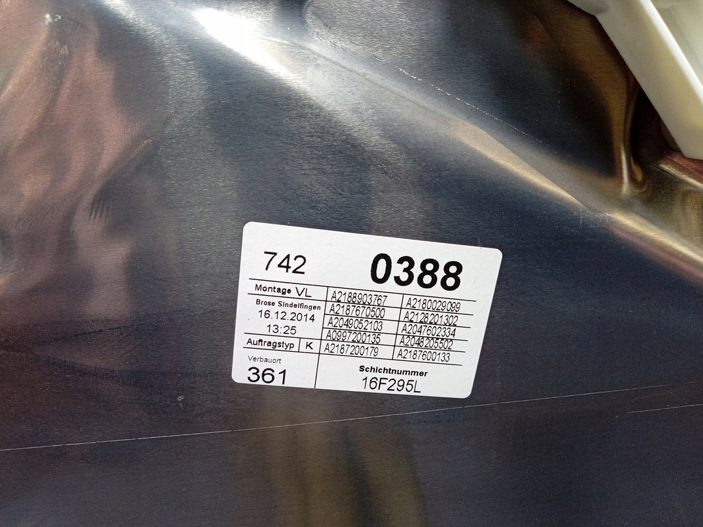 MERCEDES CLS W218 UŞĂ RIFĂTOR FAŢĂ STÂNGA 996 Product image