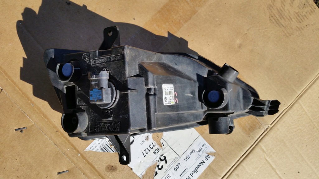 VW Golf 7 VII ridicat halogen dreapta 5G0941662F Product image