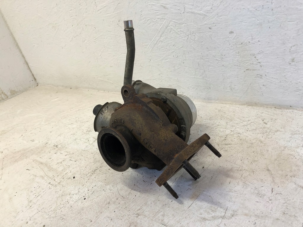 Turbocompresor turbină VOLVO v40 v60 v70 S40 V50 C70 S60 2.0 D D3 12- Product image