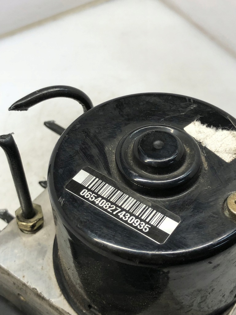 CONTROLLER POMPA ABS 2S61-2M110-CE Product image