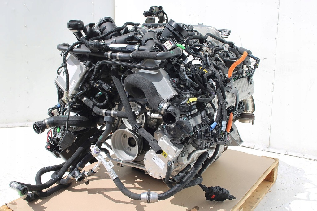 BMW 7 x5 x6 x7 motor 4.4 S68_B44 G70 F95 F96 G07 Product image