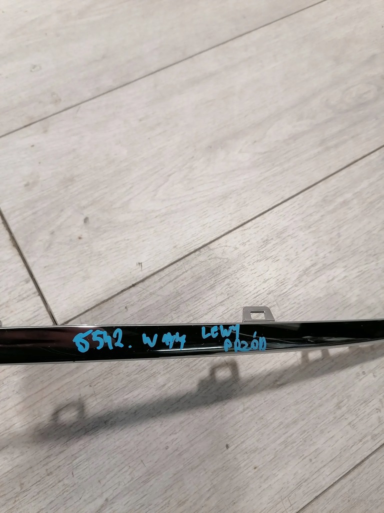 MERCEDES W177 GRIL CROMAT STANGA FATA A1778881300 Product image