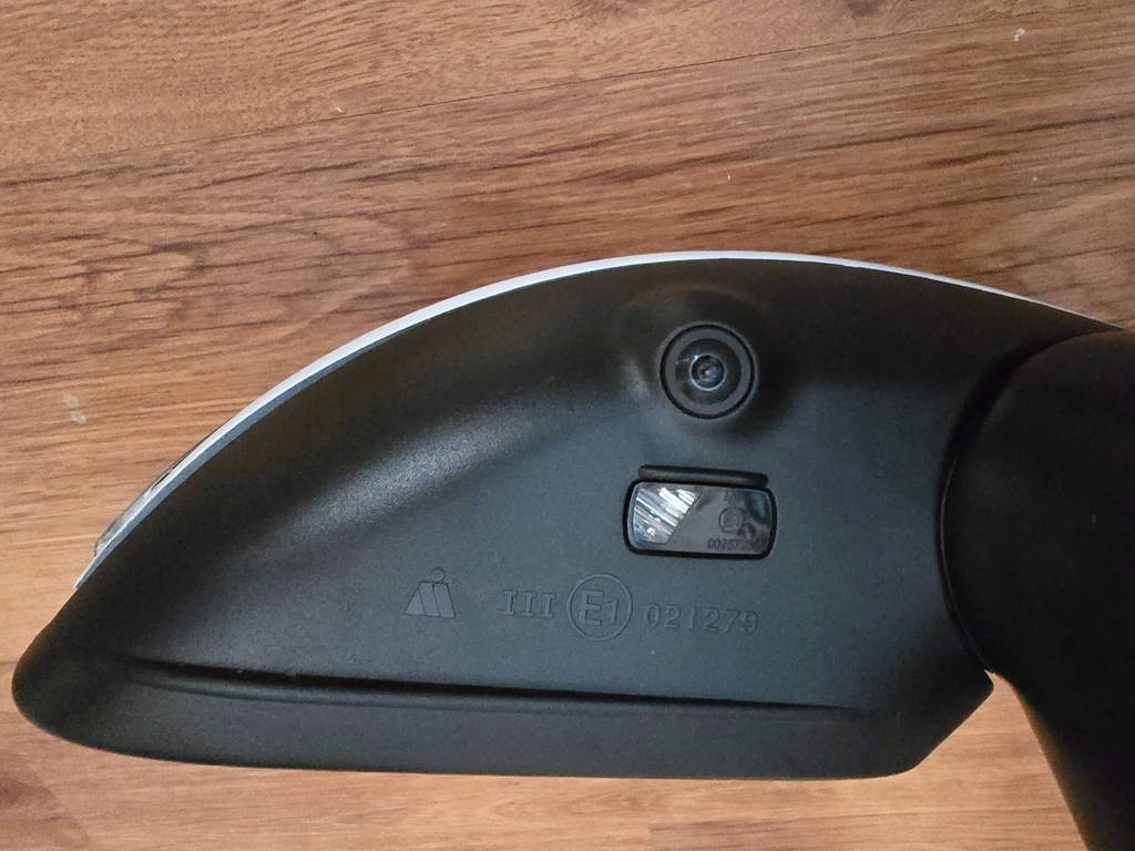 W205 Coupe Camera Assistant 8+8 Product image