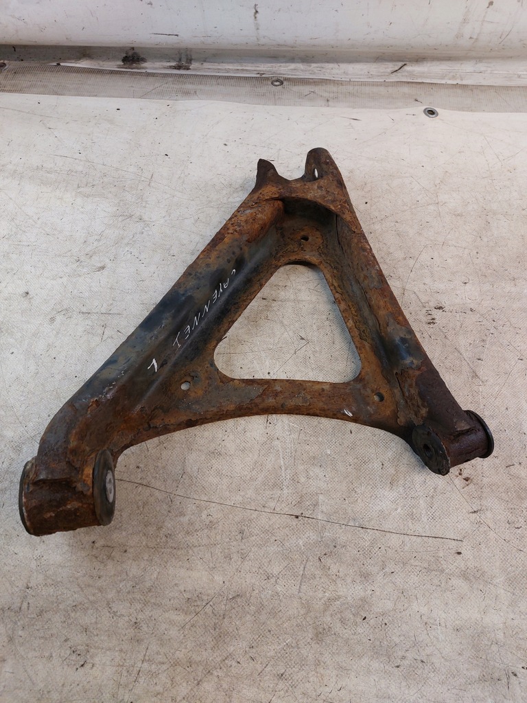 BRAT DE COMANDARE STANGA SPATE PORSCHE CAYENNE I Product image