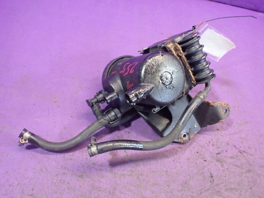BMW E46 97-03 2,0 D M47 Carcasă de filtru de combustibil 2246878 Product image
